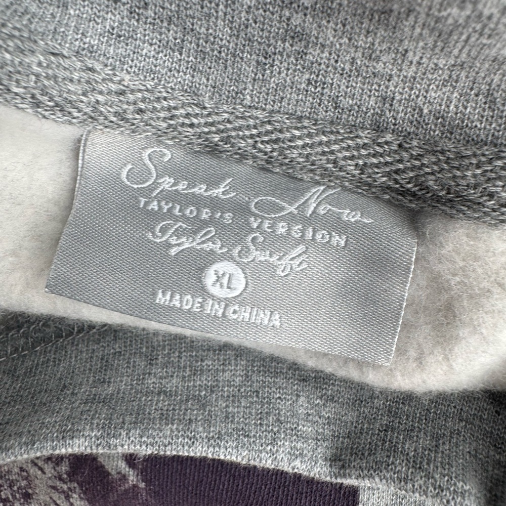Taylor Swift Speak Now Taylor’s Version Gray Sweatshirt XL Short Sleeve Concert - Picture 5 of 6